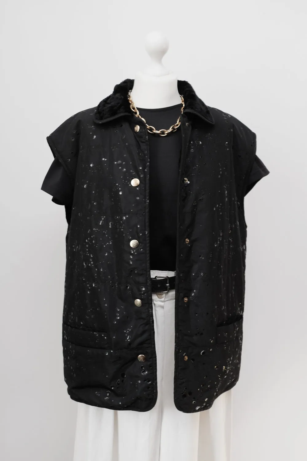 WATER DROPS WARM BLACK VINTAGE VEST